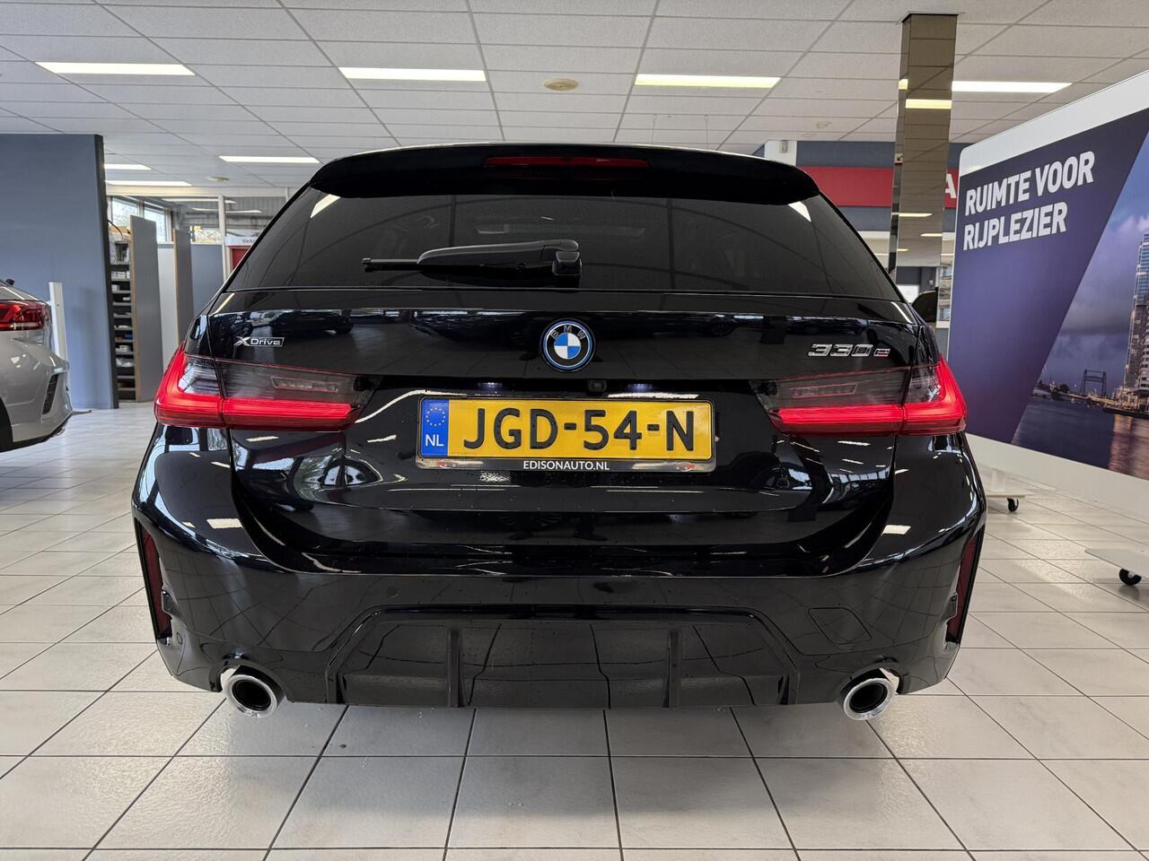 BMW 3-SERIE Touring 330e xDrive *PANO*H&K*360CAM*LEER*HUD*VOL*