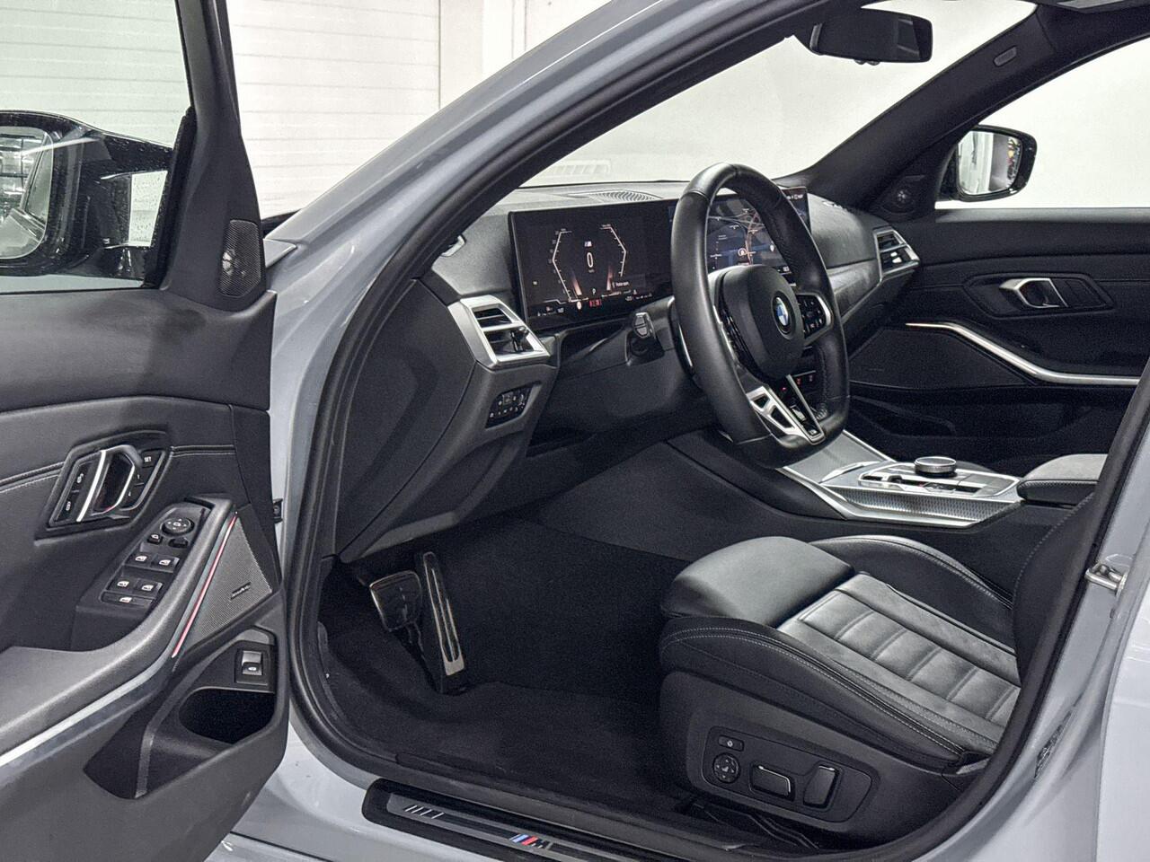 BMW 3-SERIE Sedan 330i xDrive | M-Sport | M-Performance Parts | Comfort Pack | Harman/Kardon | Comfort Access | Selections