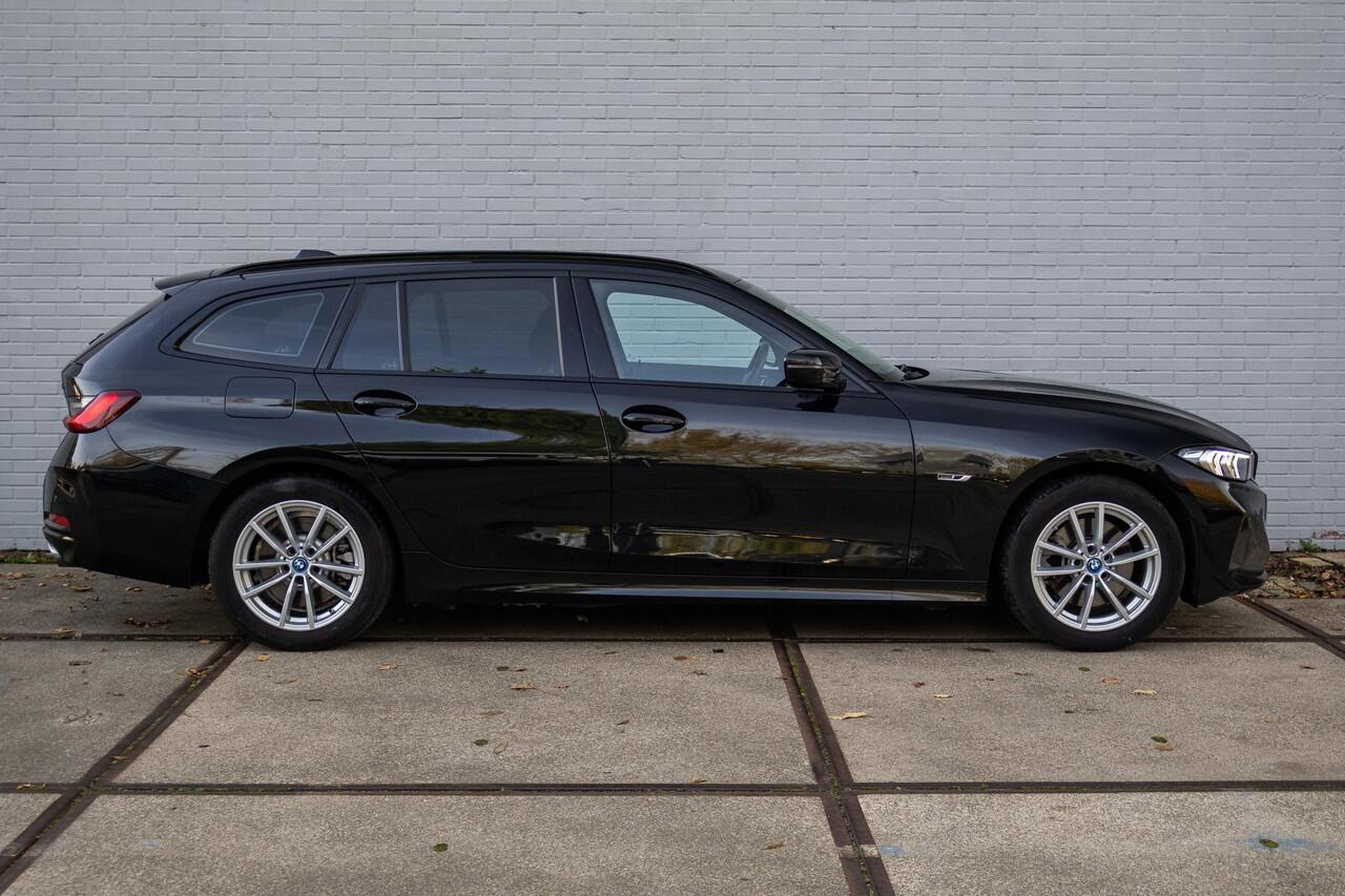 BMW 3-SERIE 320e Touring|Facelift|Widescreen| Sportstoelen|Leer|Shadowline Shadow Line