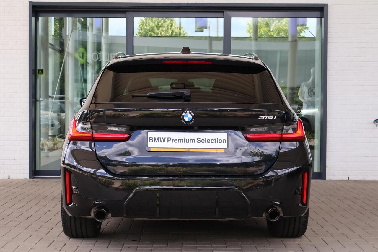 BMW 3-SERIE Touring 318i | M Sportpakket Pro | Innovation Pack | Travel Pack | Panoramadak
