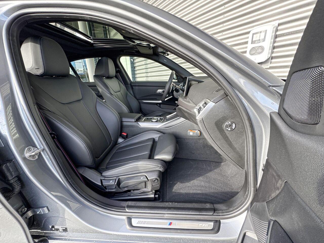 BMW 3-SERIE Sedan 330e M Sportpakket Pro / Comfort Pack / Elektrisch glazen schuif-/kanteldak / HiFi System