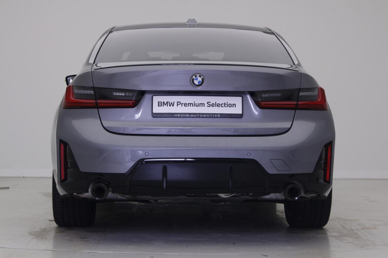 BMW 3-SERIE 320i M-Sport Pro | Active Cruise Controle | Elektrisch verstelbare stoelen | Nu voor 49.895,-