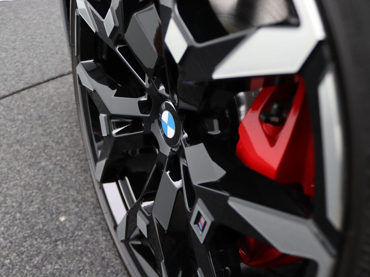 BMW 3-SERIE 320i Sedan | M Sportpakket Pro | Innovation Pack | Comfort Pack | Showroom Selection