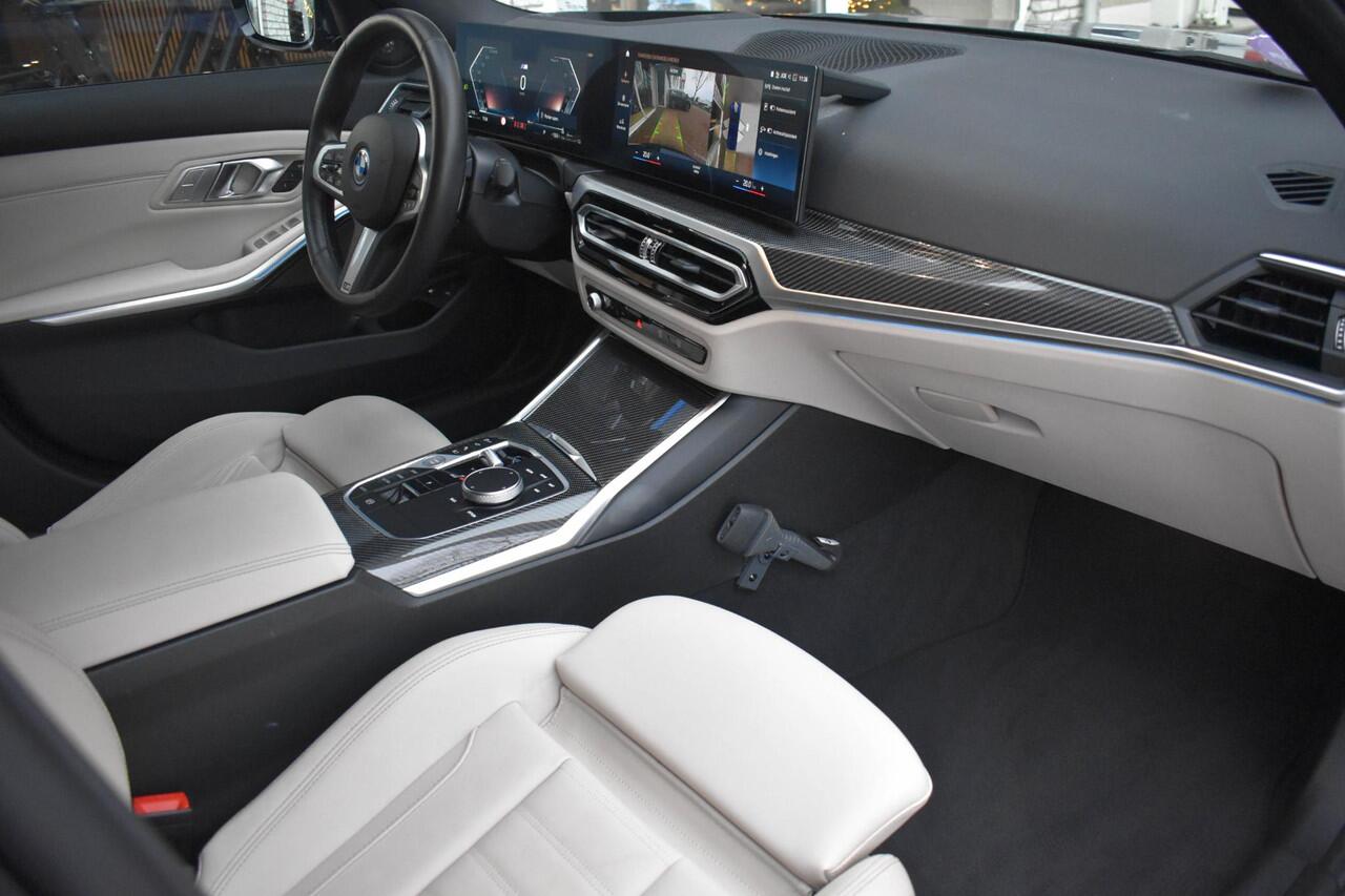 BMW 3-SERIE 320e M-Sport ACC Head Up Elc Stoelen Leder Camera
