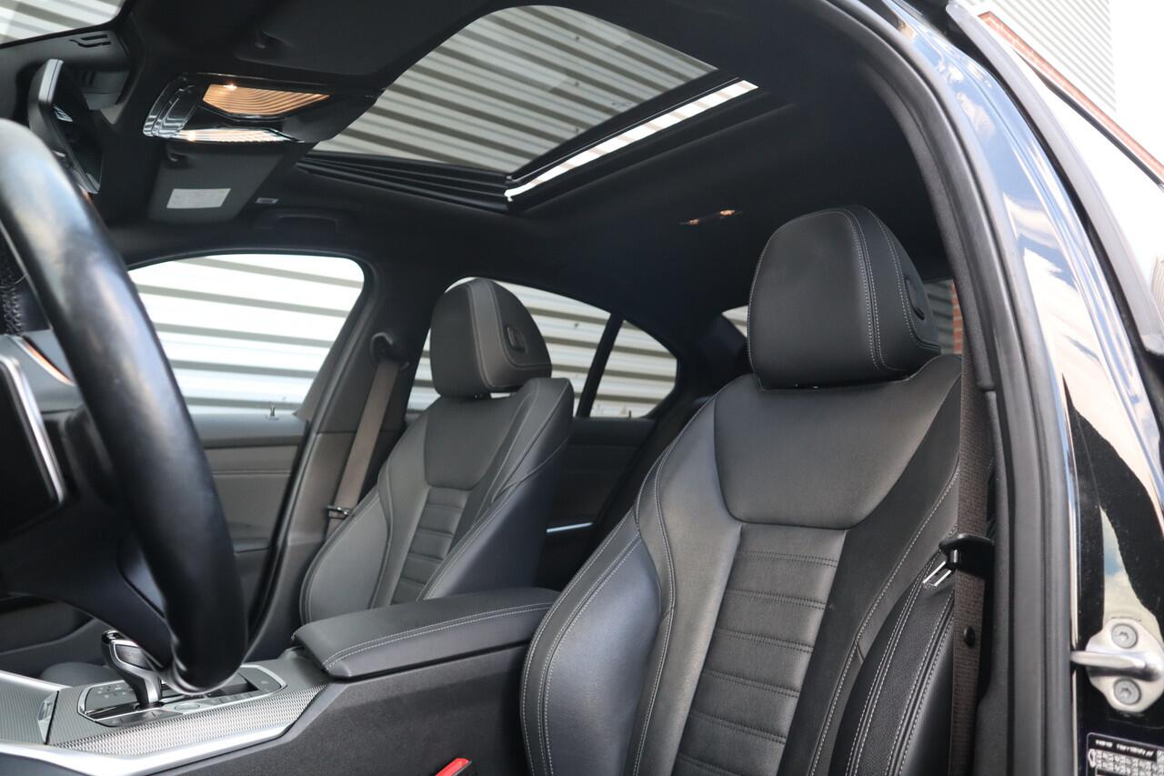 BMW 3-SERIE M-Sport 19inch / SOH91% / Glazen dak / HiFi / 50 Jahre / Camera / M Performance