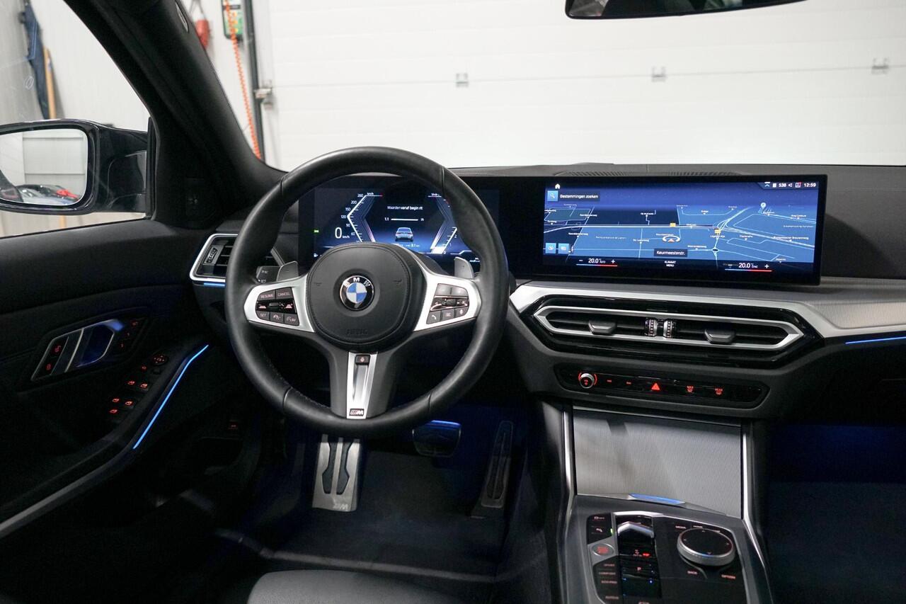 BMW 3-SERIE Touring M340i xDrive Panoramadak | Harman Kardon | Adapt. Cruise Control