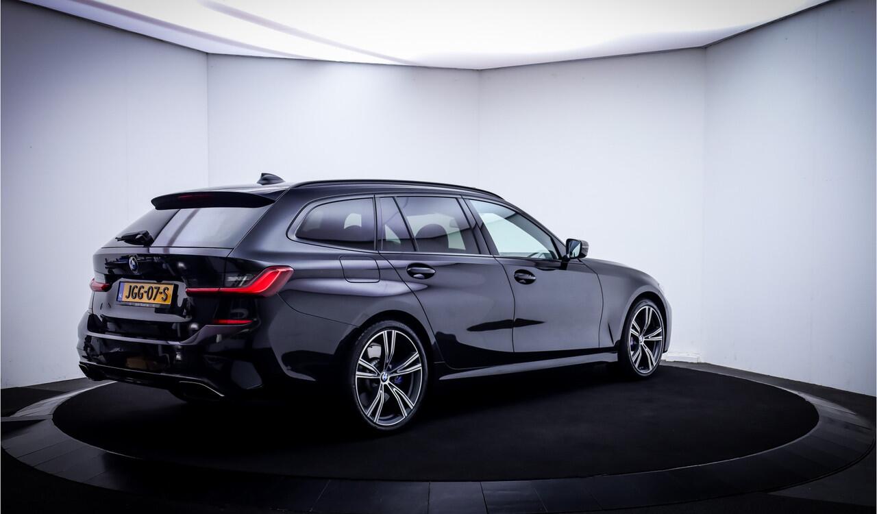 BMW 3-SERIE Touring M340iA xDrive INNOVATION PANO | LASER | HEAD UP | MEMORY | CAMERA | LEDER | KEYLESS | STOELVERW. | CARPLAY | HIFI | LMV 19''