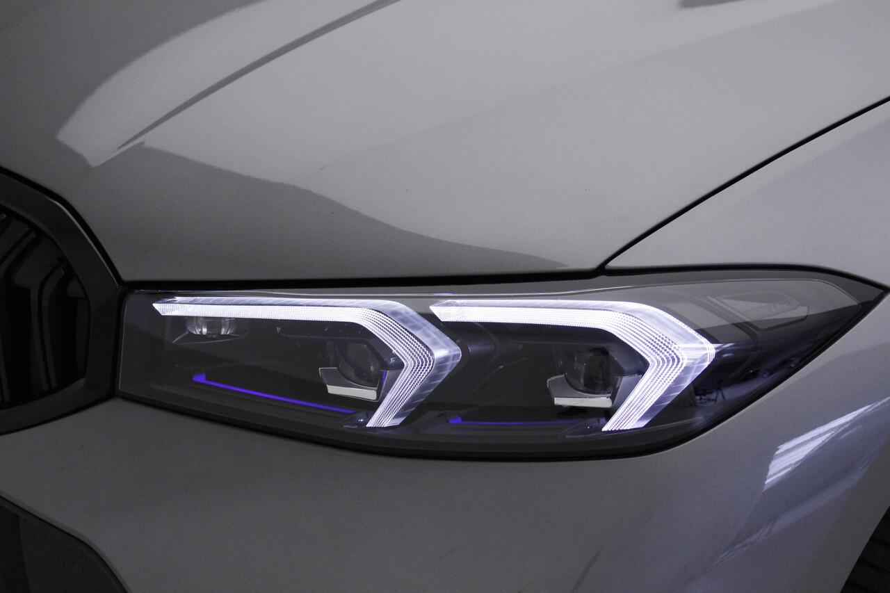 BMW 3-SERIE 320i M-Sport Pro | Active Cruise Controle | Elektrisch verstelbare stoelen | Nu voor 49.895,-