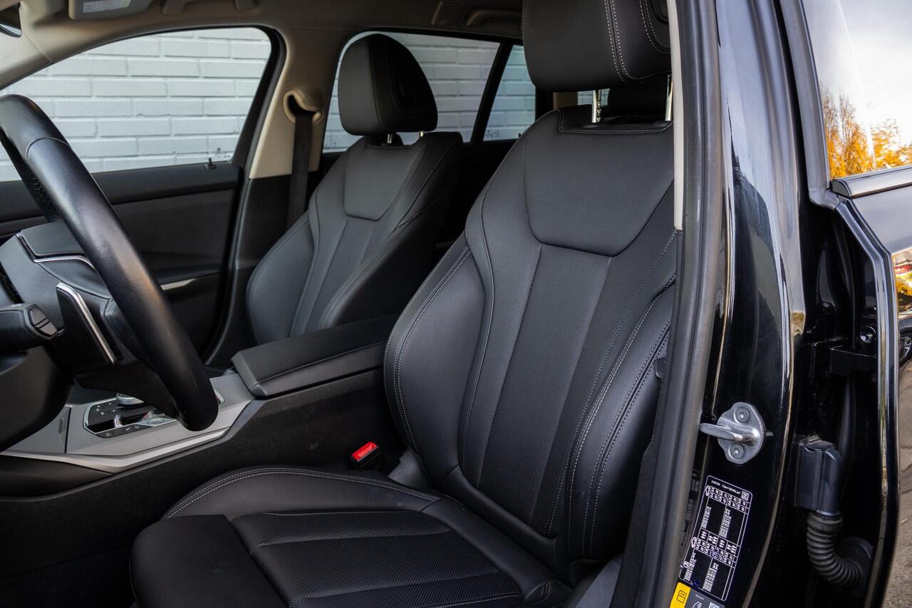 BMW 3-SERIE 320e Touring|Facelift|Widescreen| Sportstoelen|Leer|Shadowline Shadow Line