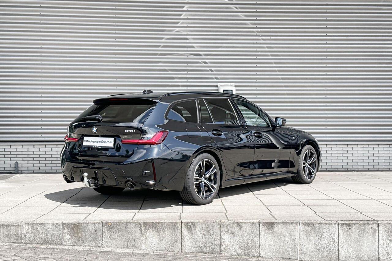 BMW 3-SERIE Touring 318i M Sportpakket / Comfort Pack / Trekhaak / Selections