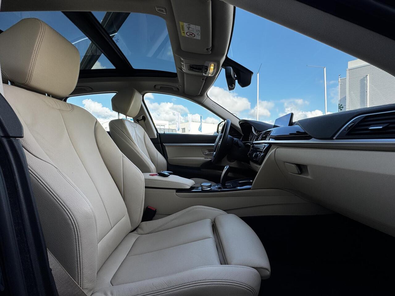 BMW 3-SERIE 320i xDrive High Executive Pano, Leder, Proff Navi,