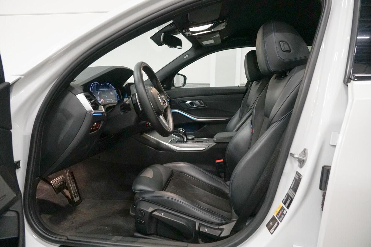 BMW 3-SERIE 330e M-Sport | Harman Kardon | Head Up | Laser