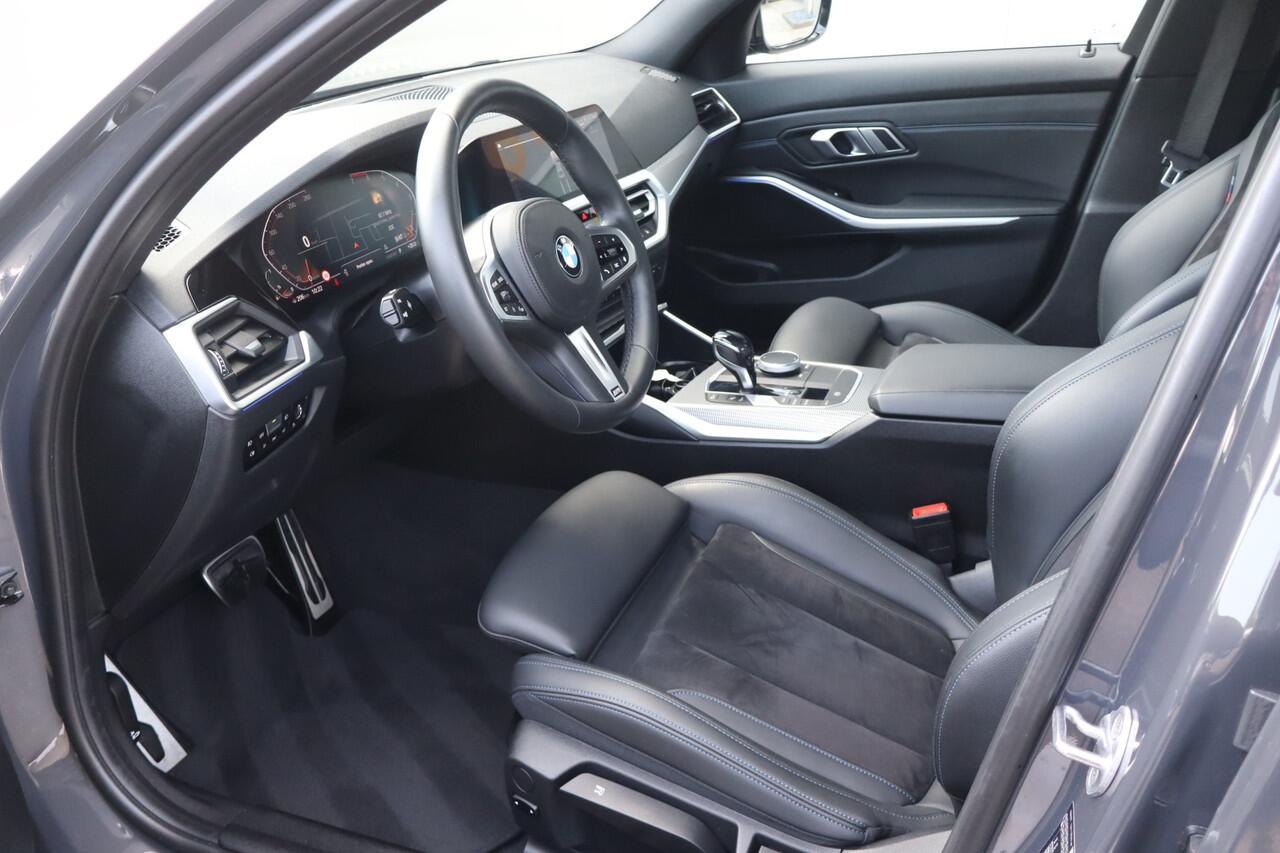 BMW 3-SERIE 320i Executive Edition - NL- Auto!! **Dravit-grau Metallic**