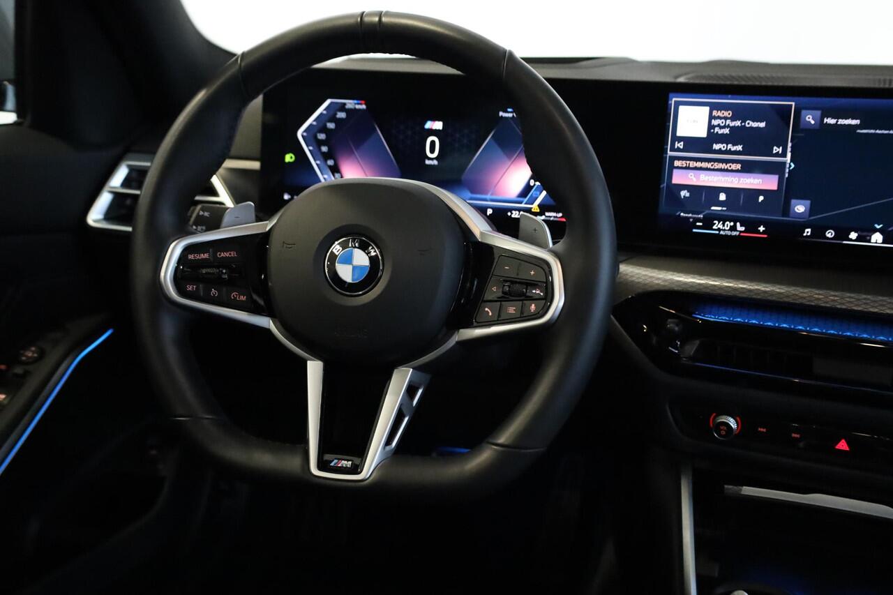BMW 3-SERIE Touring 320i | M Sportpakket Pro | Panoramadak | Elektr. Trekhaak | Sportstoelen | Stoelverwarming | Comfort Access