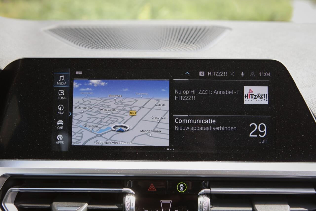 BMW 3-SERIE 330e Sport Line