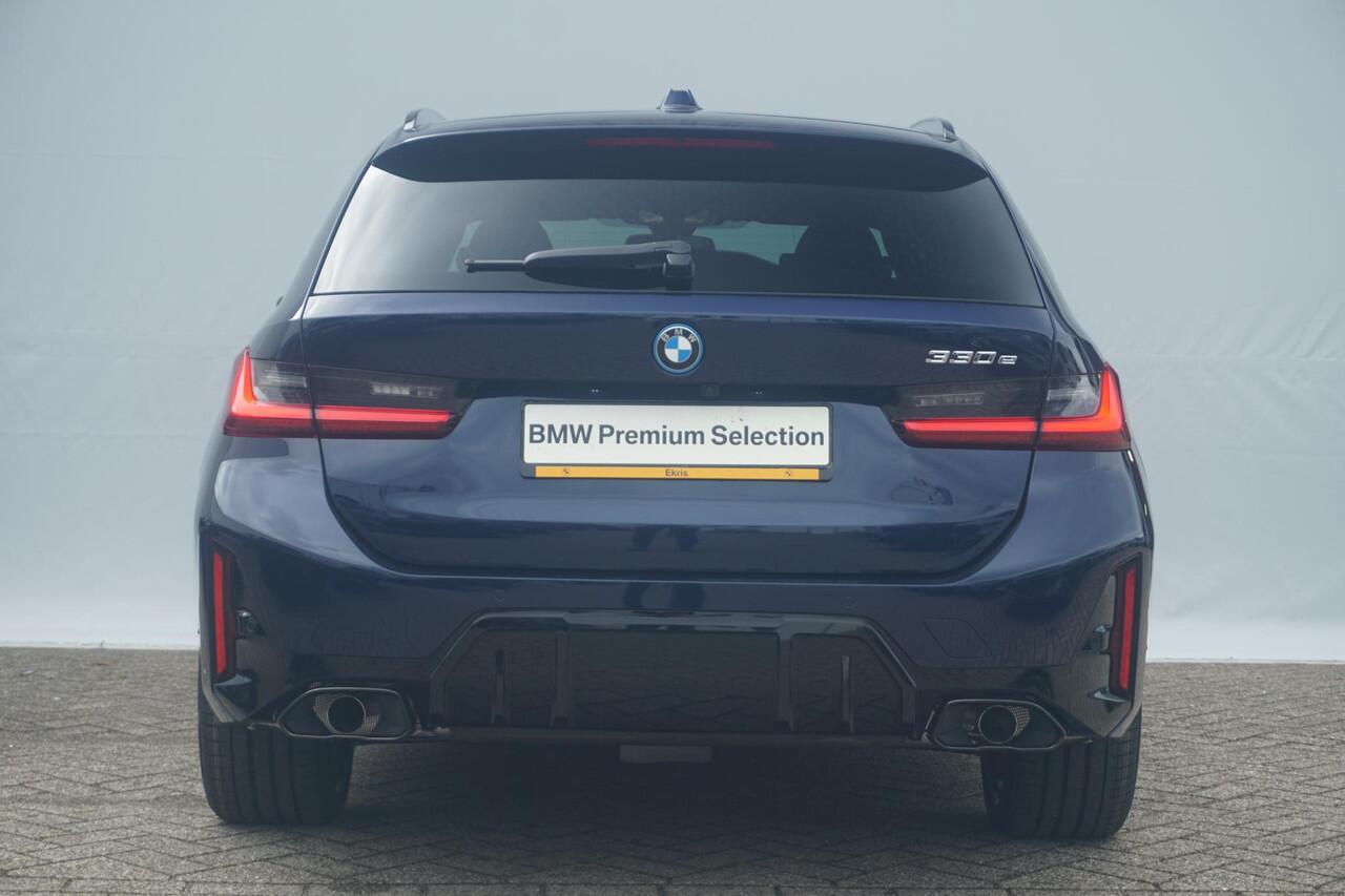 BMW 3-SERIE Touring 330e | M Sportpakket Pro | Comfort Pack | M Performance velgen | Comfort Access |