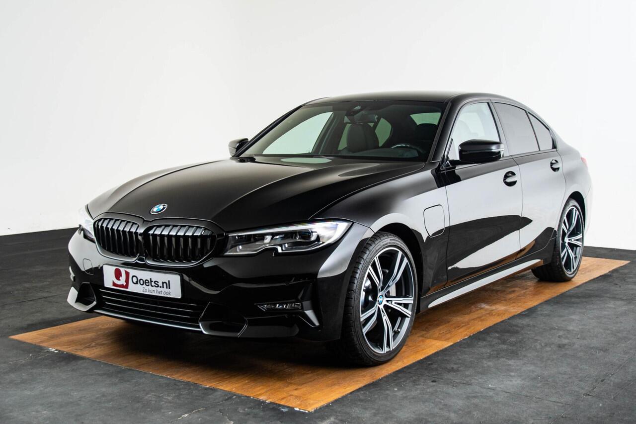 BMW 3-SERIE 330e High Executive Sport Line - Sportstoelen - Elektrisch verwarmde voorstoelen - Geluidswerende Ruiten - Harman Kardon - Cruise control - Active Guard Plus - Getinte Ruiten - Stuurwielrand verwarmd -