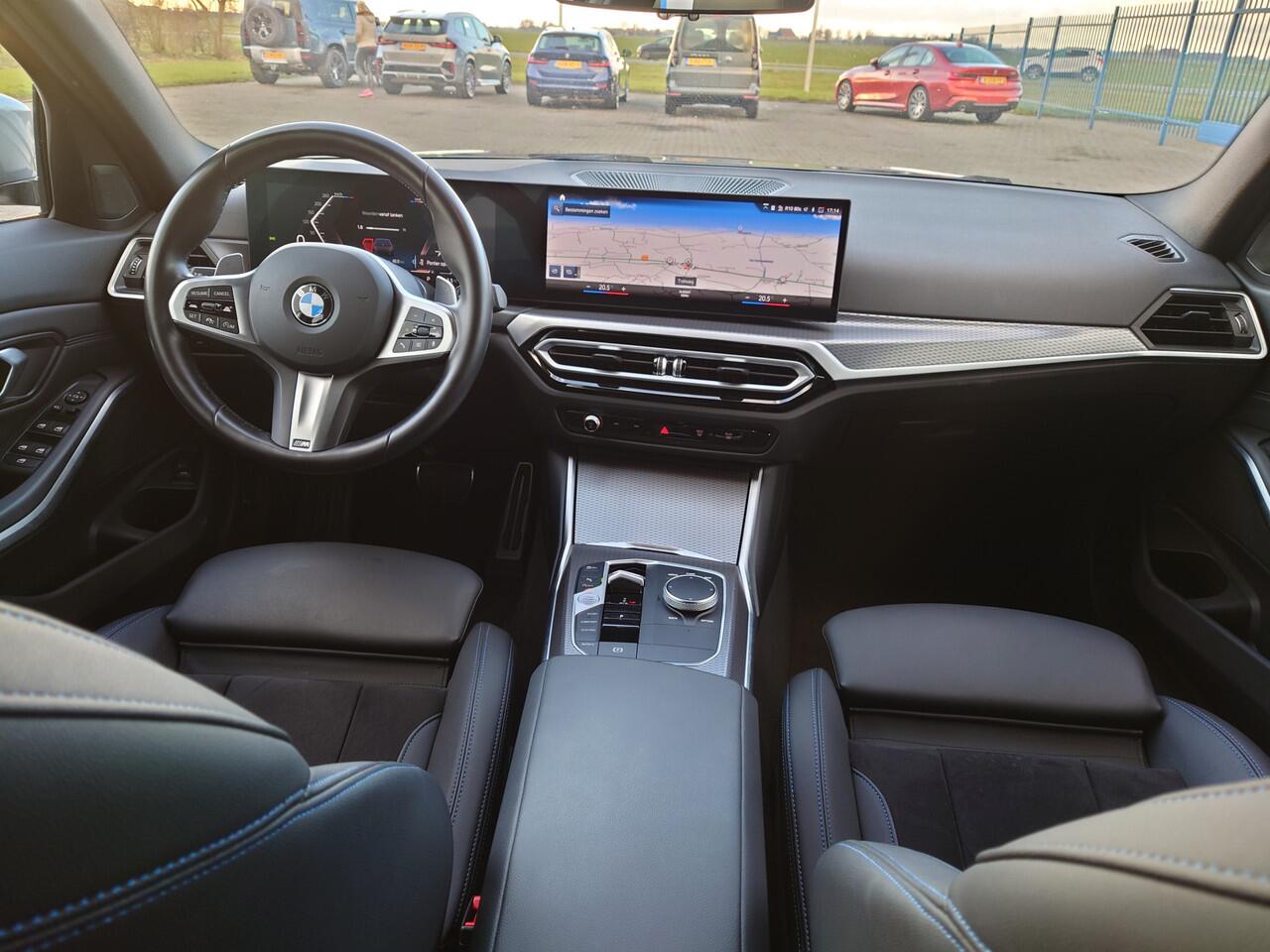 BMW 3-SERIE Touring 320i High Executive / M-Sport / LED / DAB / HIFI / Camera / Bomvol