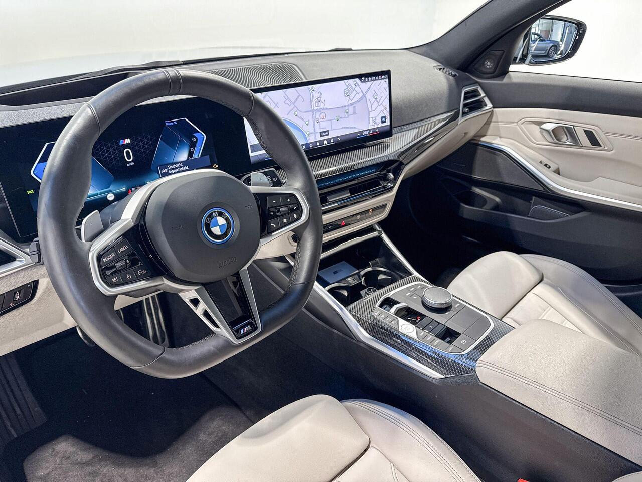 BMW 3-SERIE Touring 330e Innovation Pack M Sportpakket Pro Aut.