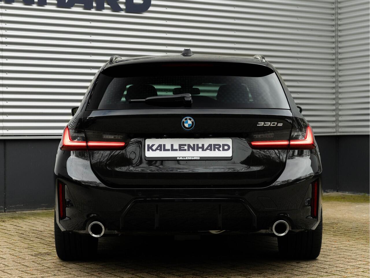 BMW 3-SERIE Touring 330e M-Sport - Pano - LCI 2 - ACC - Trekhaak - Widescreen - Hifi