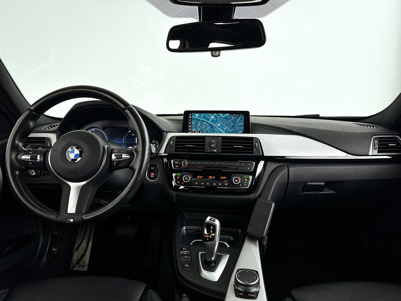 BMW 3-SERIE Touring 318i Aut. M Sport Corporate Lease | Stoelverwarming