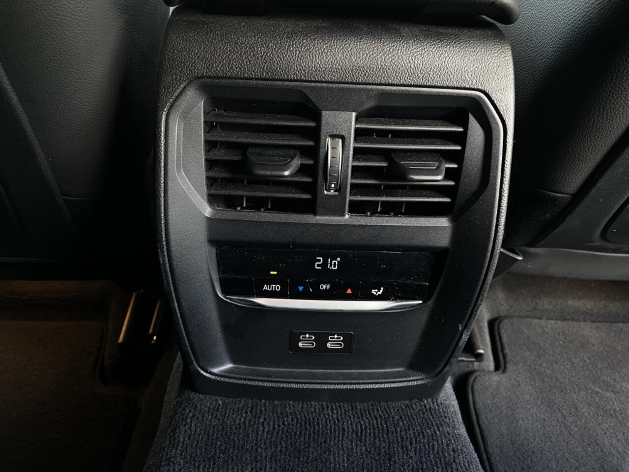 BMW 3-SERIE 320i Business Ed.