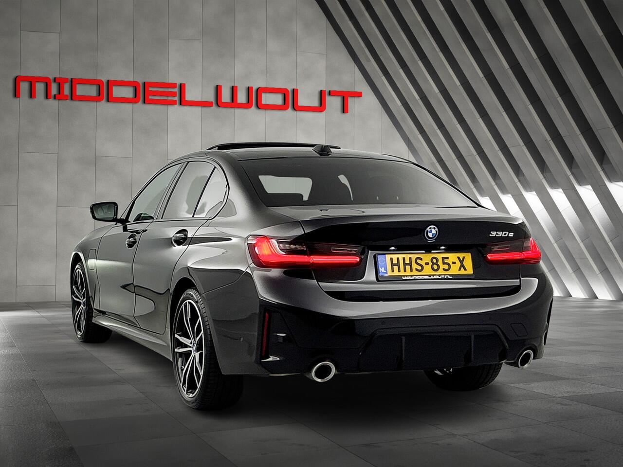 BMW 3-SERIE 330e M-Sport Schuif-/kanteldak/Leder/19'LMV/Adapt.Cruise/Memory