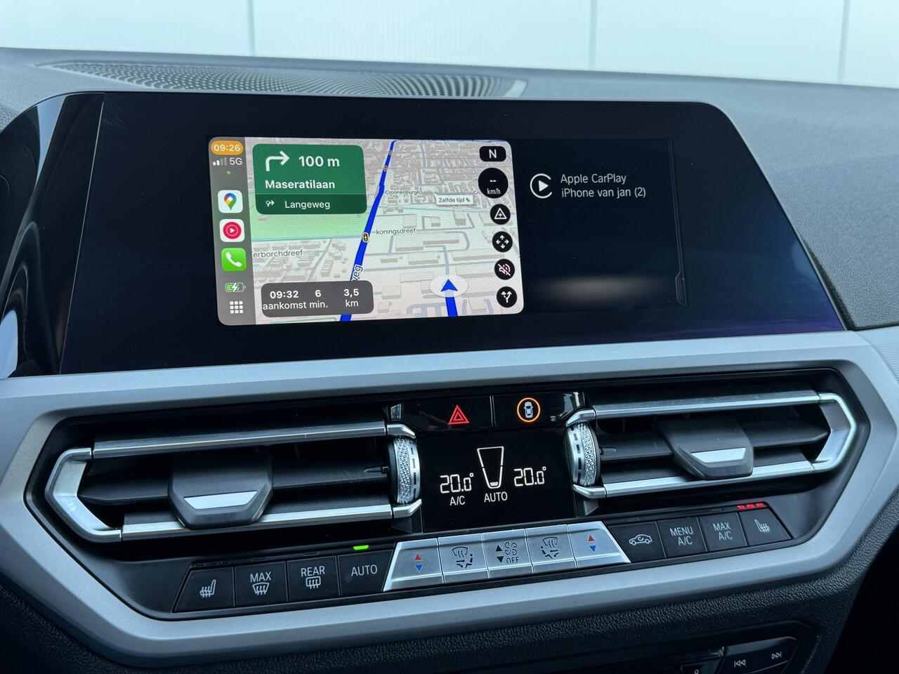 BMW 3-SERIE Touring 318d High Executive Automaat Apple Carplay/Trekhaak.