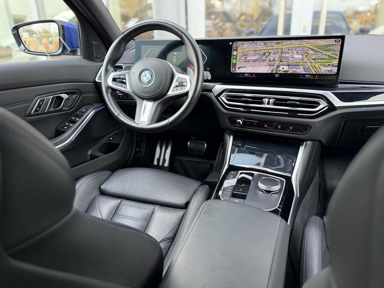 BMW 3-SERIE 320e High Ex. M-Sport Pro LCI|M-Seats|Memory|Ad. M onderstel|19"|Cam|HiFi