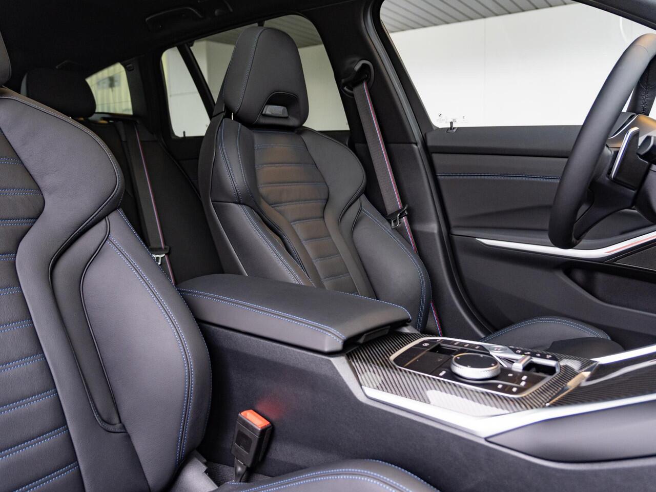 BMW 3-SERIE Touring 330e xDrive M Sport Pro | Trekhaak / Panoramadak / Elektrische Stoelen met Geheugen / Harman Kardon / Driving Assistant Professional