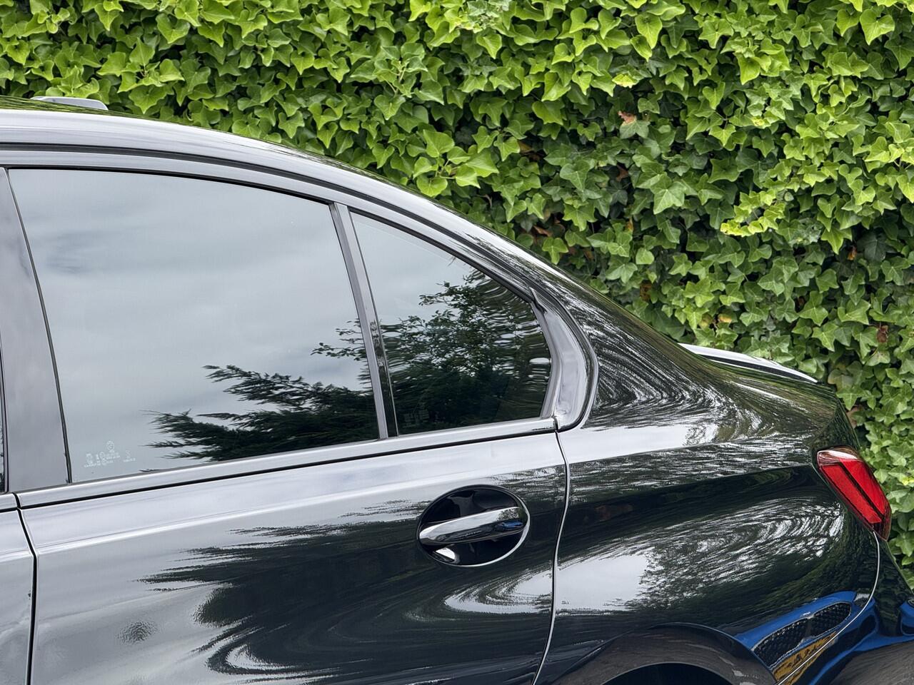 BMW 3-SERIE 320e | M-Sport Pro | 19'' M-Performance | M Adaptief onderstel | BSI - 3jr - 40.000 km