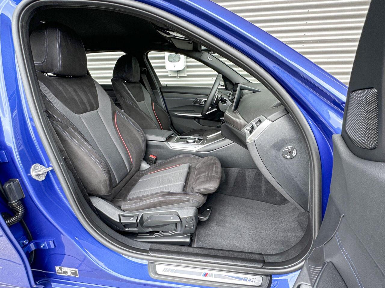 BMW 3-SERIE Touring 330i xDrive / Selections