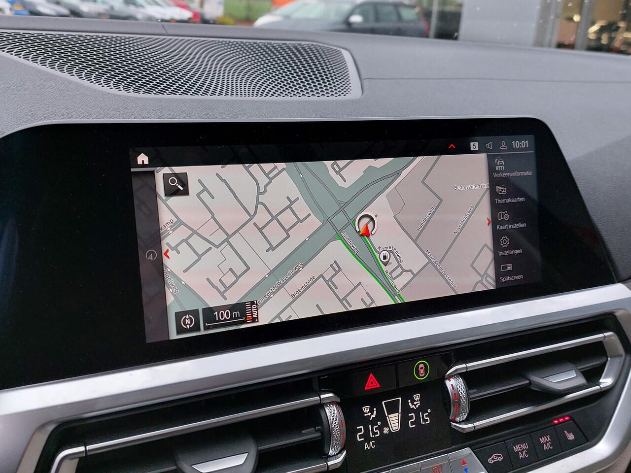 BMW 3-SERIE Touring 320i 184pk Automaat High Executive Individual | Origineel NL | Navi | Apple Carplay | Adap.Cruise | Leder+Verwarmd | Dodehoek+Rijstrooksensor | Pdc V+A+Assist+360 Camera | Privacy Glass