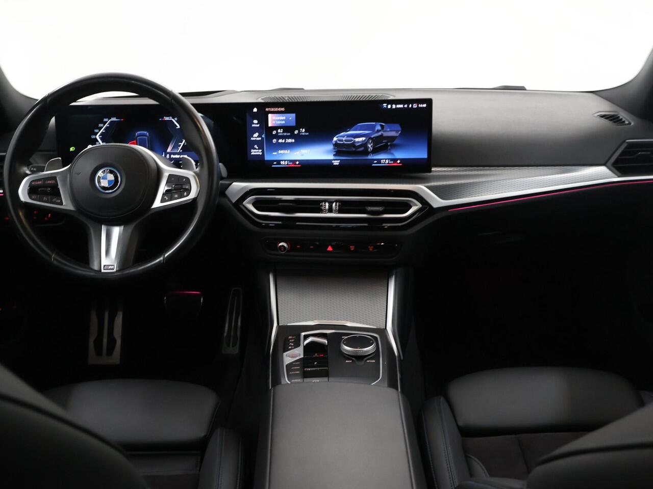 BMW 3-SERIE Touring 320e M-Sport | Facelift | Panoramadak | Elek. Stoelen met Geheugen | HUD | Sportstoelen | 360° Camera | Apple Carplay/Android Auto | Cruise Control | Comfort Pakket | M-Sport Pro | Curved Display |