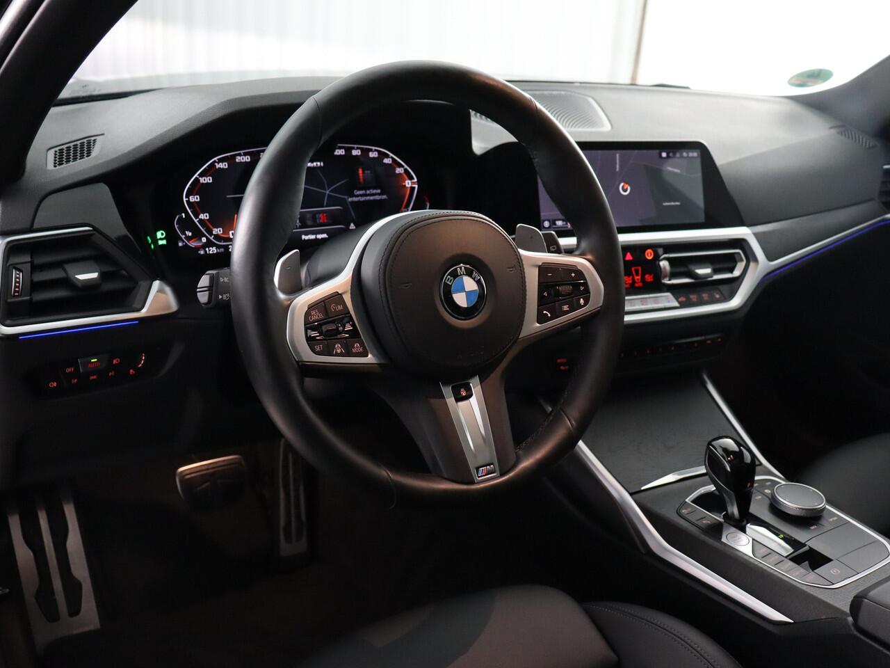 BMW 3-SERIE Touring M340i xDrive Business Edition Plus (Elek. Trekhaak / Pano / Laser / Head-Up)