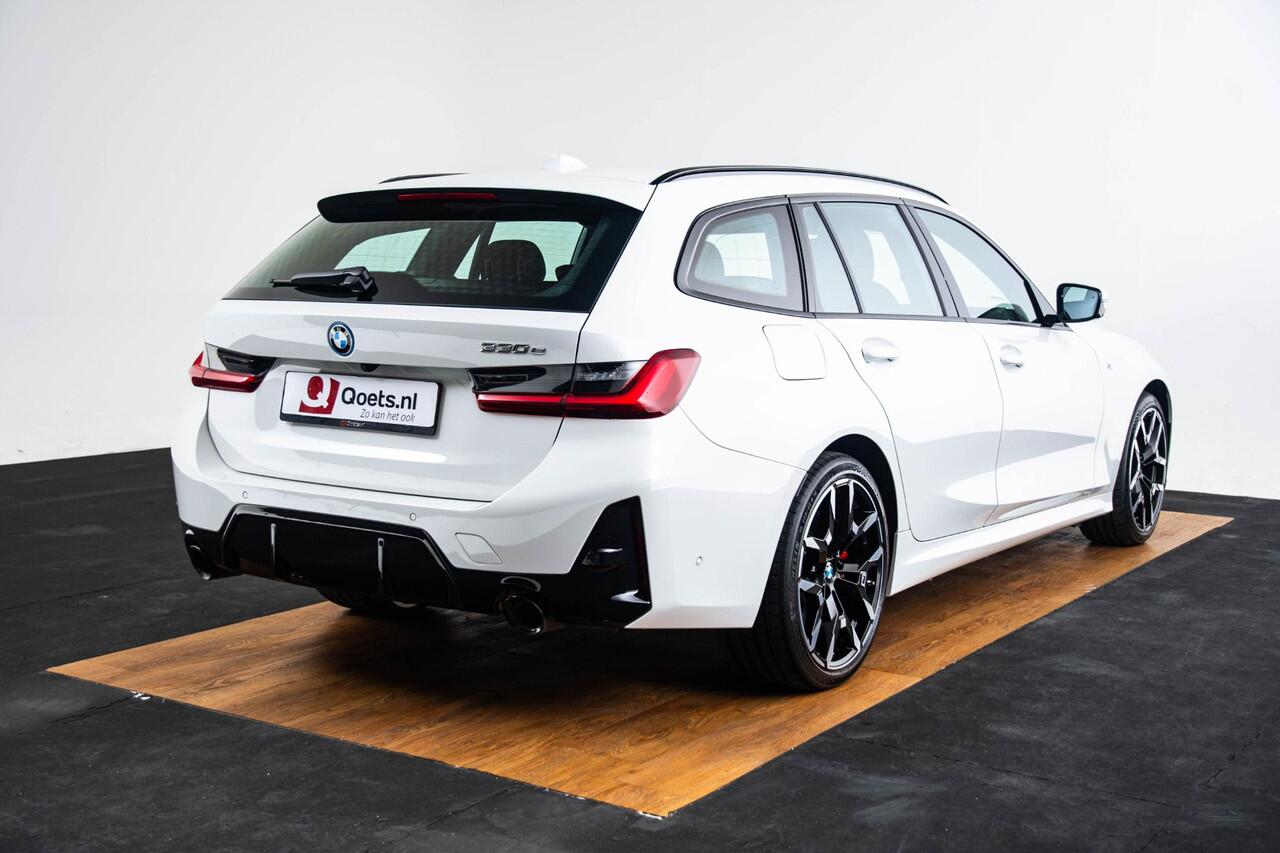 BMW 3-SERIE Touring 330e Long Range - M Sport Pro - Trekhaak - Panoramadak - Parking/Driving Assistant - Elektrisch verstelbare/verwarmde stoelen - Hifi - Comfort Access