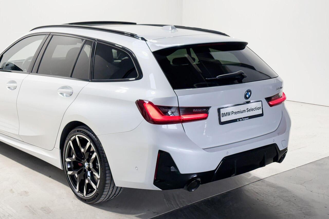 BMW 3-SERIE Touring 330e Innovation Pack M Sportpakket Pro Aut.