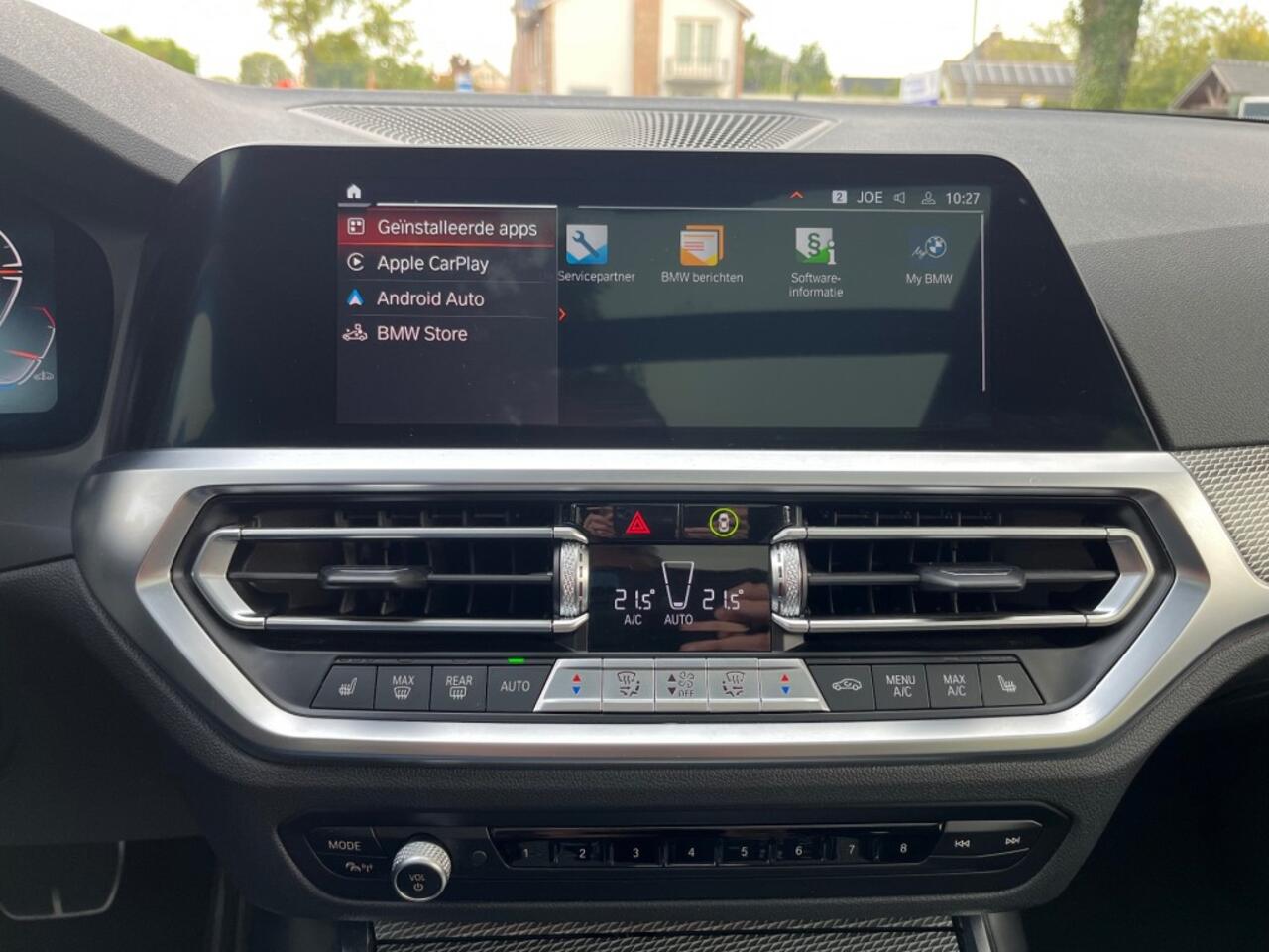 BMW 3-SERIE TOURING 330I HIGH EXECUTIVE M-PAKKET / SCHUIFDAK / NAVI / DAB