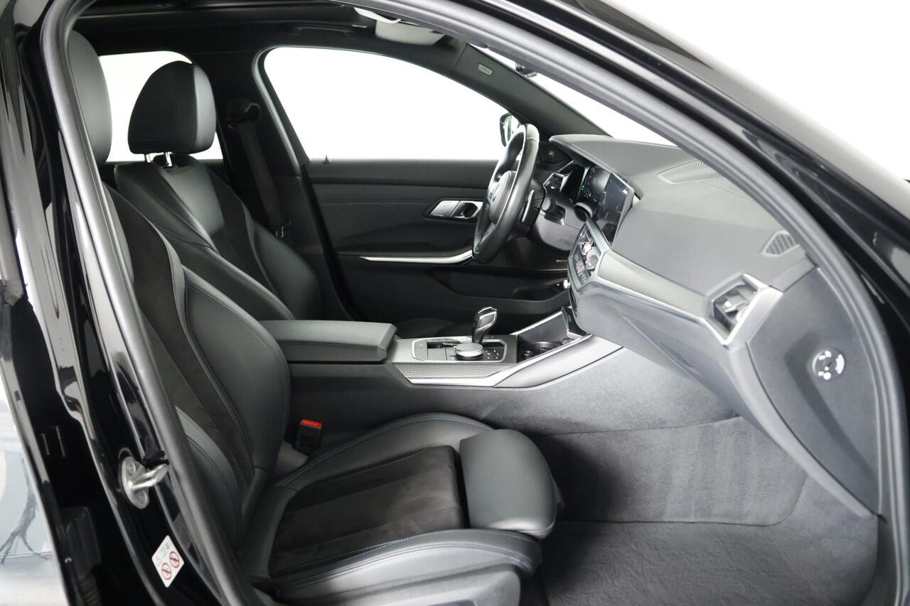 BMW 3-SERIE Touring 330e M-Sport / Panorama / HarmanKardon / Co-Pilot / HUD