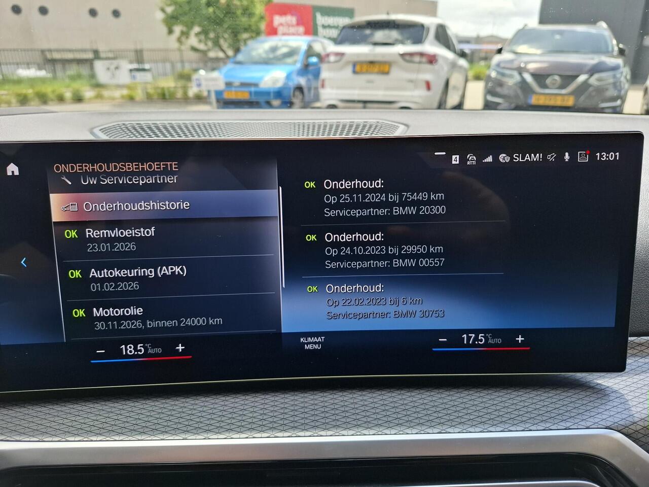 BMW 3-SERIE Touring 330i 245 PK M- Full opties