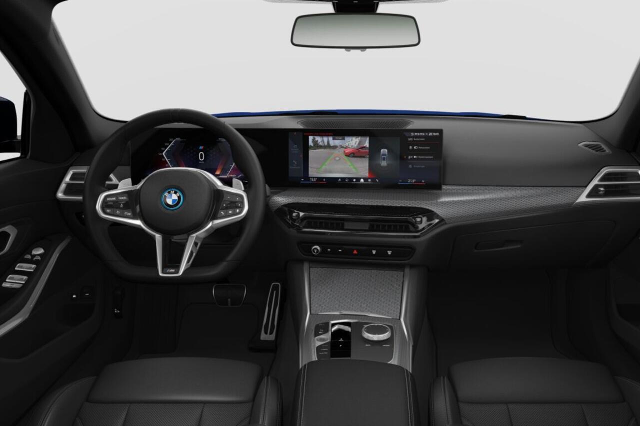 BMW 3-SERIE Touring 330e M Sport Edition | M Sportpakket | Comfort Pack | Trekhaak