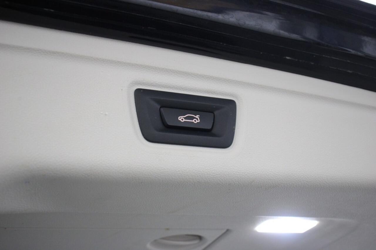 BMW 3-SERIE Touring 330e eDrive Edition - Digitaal Cockpit, Carplay, Navi, Clima, Cruise, Leer, Stoelverw.