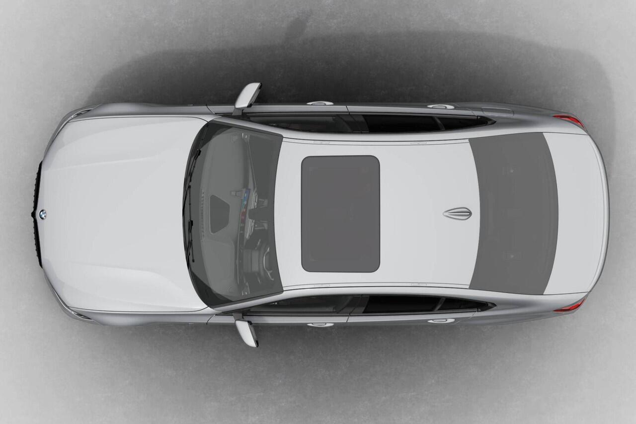 BMW 3-SERIE Sedan 330e | M Sportpakket Pro | Active Cruise Control