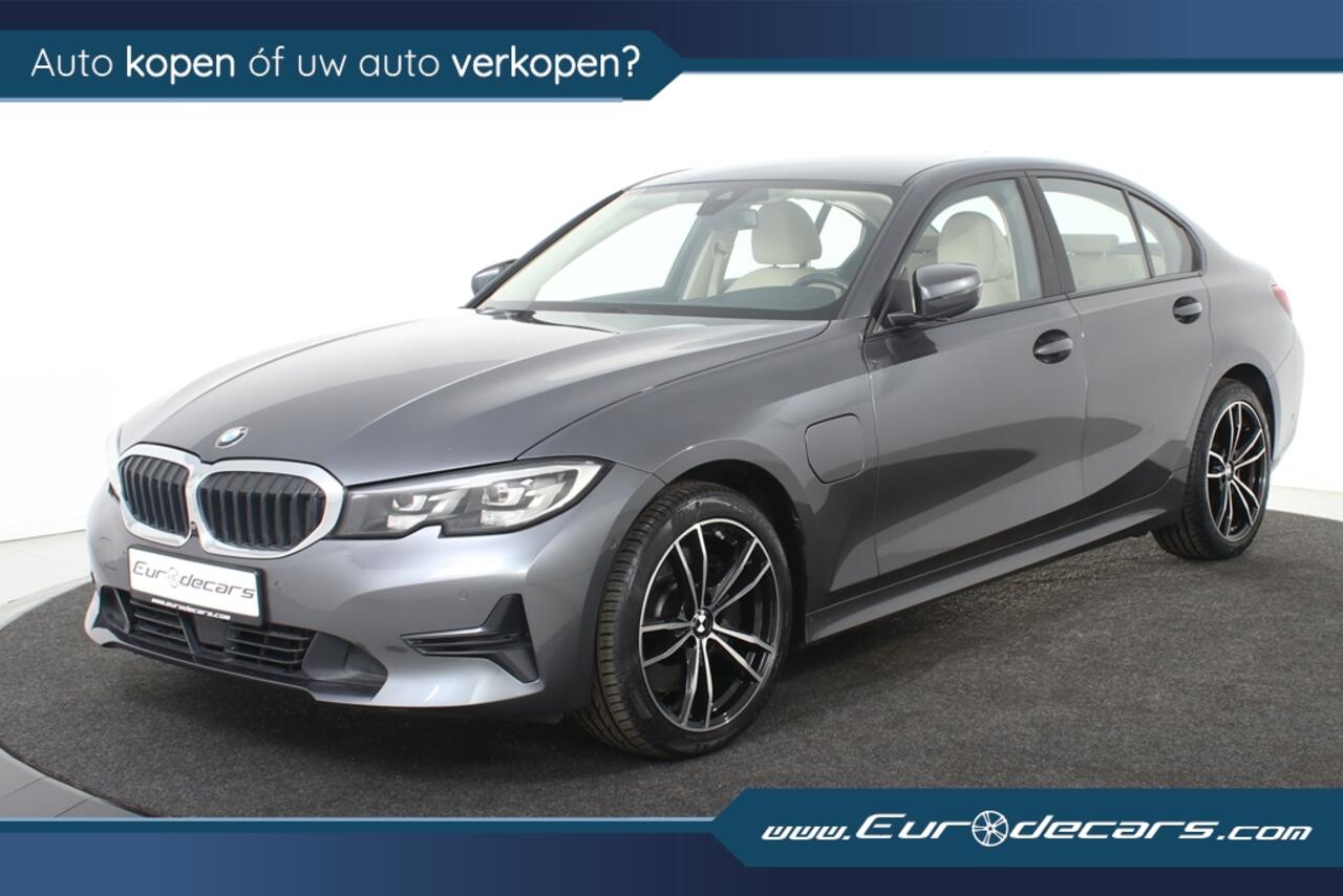 BMW 3-SERIE 330 e *1ste Eigenaar*Leer*360*Navigatie*