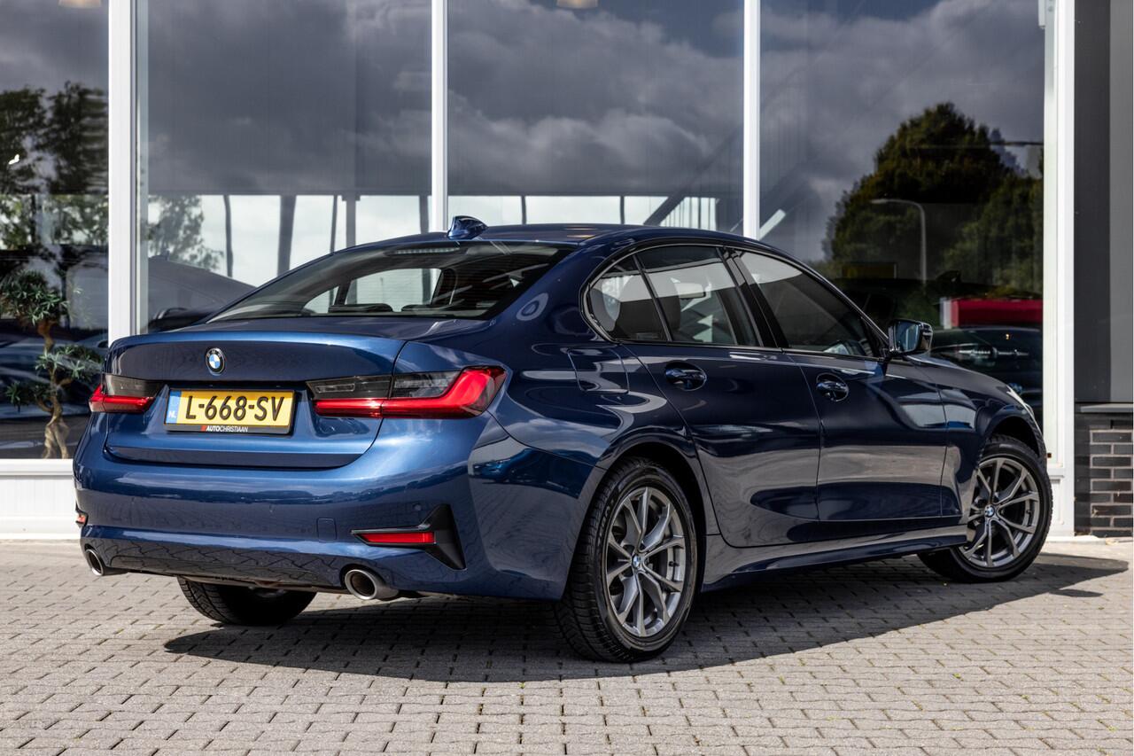 BMW 3-SERIE 318i Business Edition Plus | E-Trekhaak | NL Auto