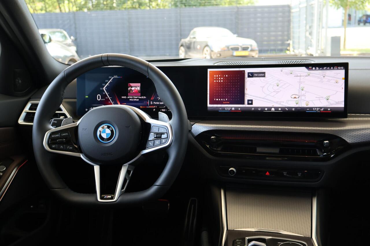 BMW 3-SERIE Touring 330e | M Sportpakket | Innovation Pack | Comfort Pack | Ekris Selection