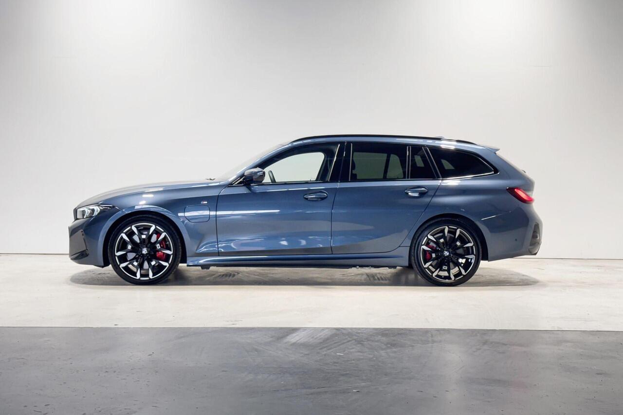 BMW 3-SERIE Touring 330e