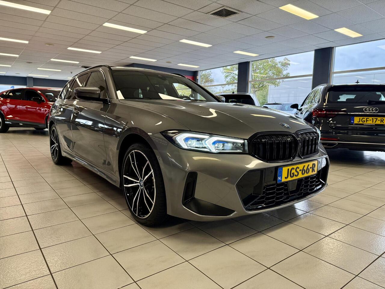 BMW 3-SERIE Touring 330e xDrive *PANO*H&K*360CAM*LEER*HUD*VOL*