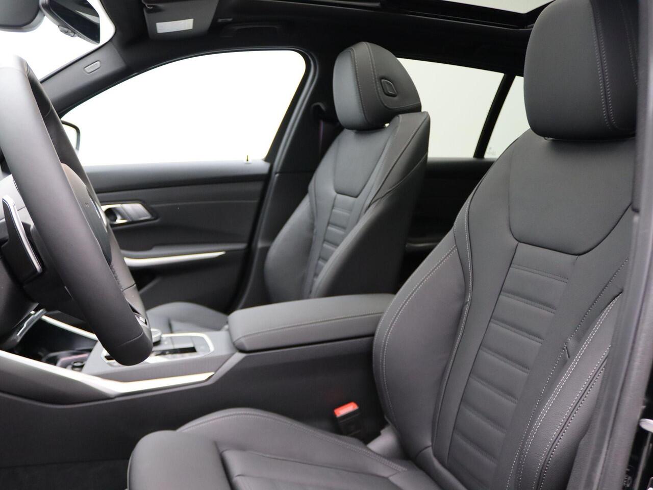 BMW 3-SERIE 330e Touring | M Sportpakket Pro | Comfort Pack | Innovation Pack