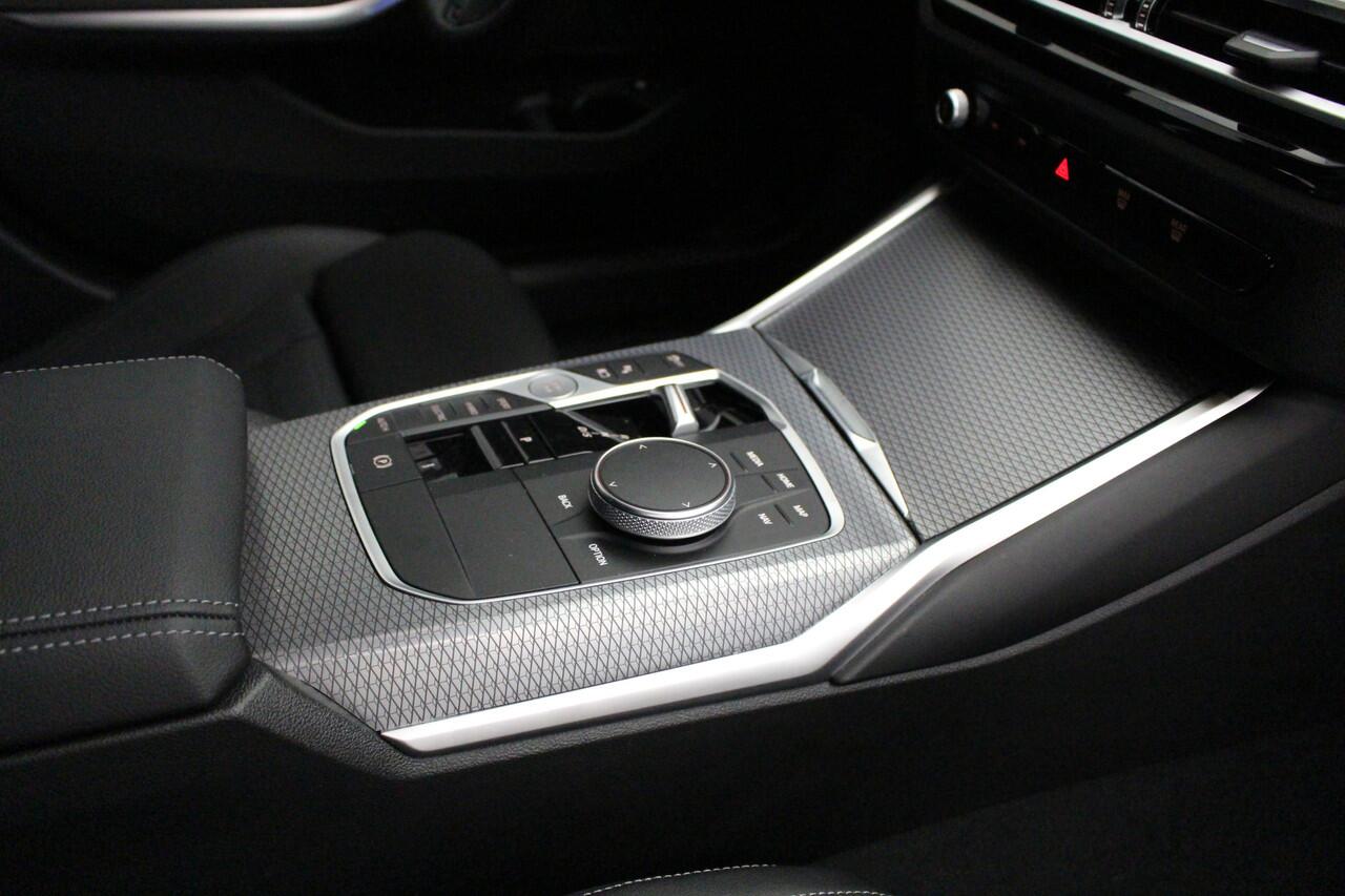 BMW 3-SERIE 320e M-Sport | 19" M-Performance | Leder | Camera | Nu voor 41.895,-